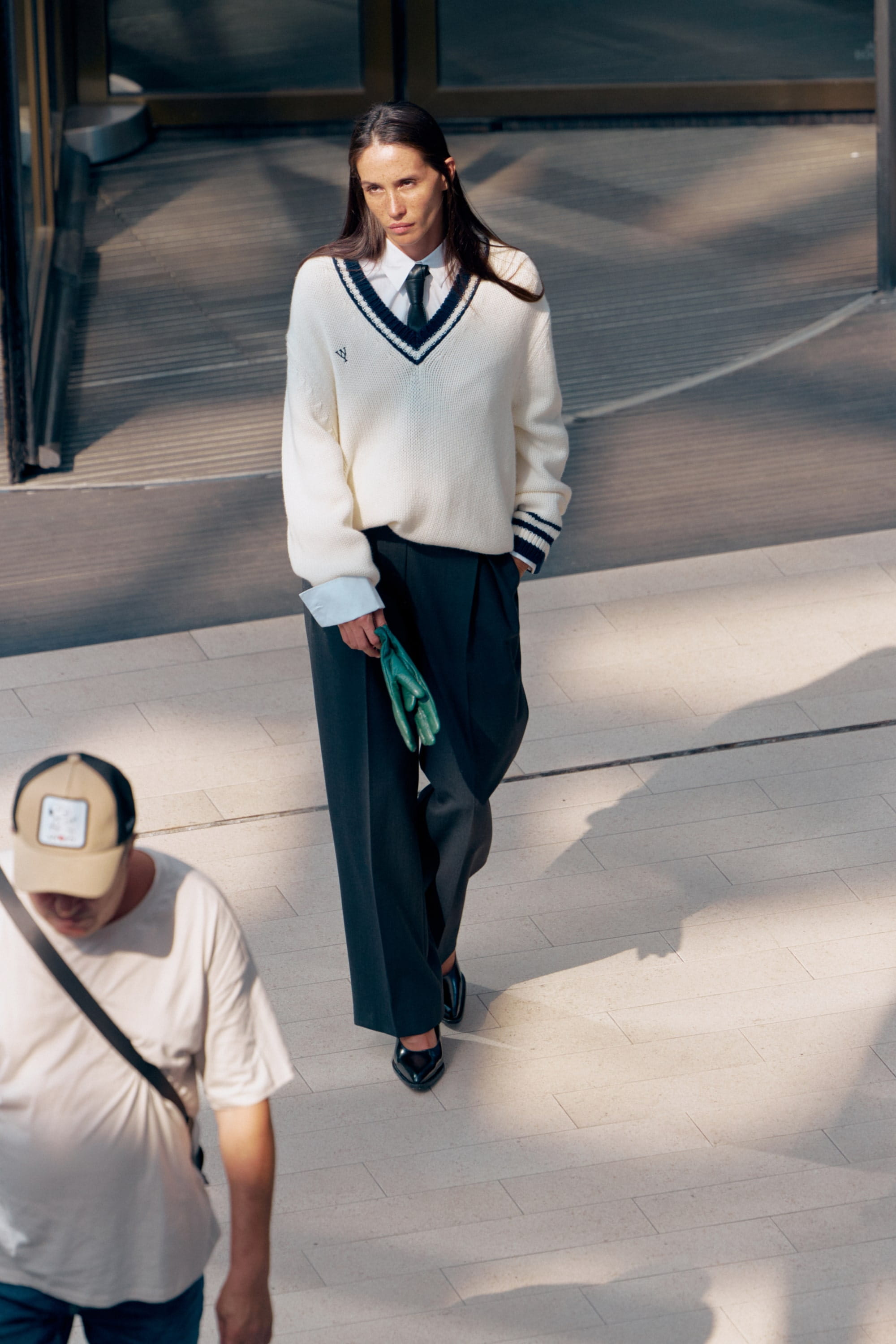 LOOK10